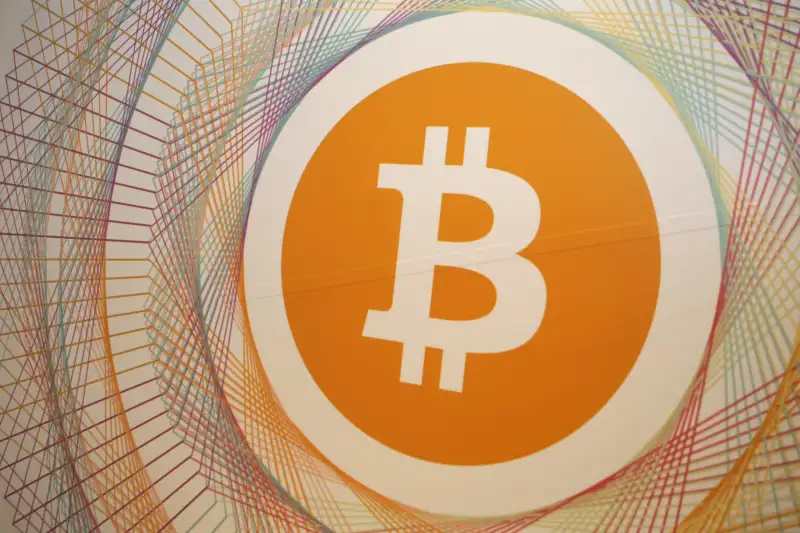 ITALY-BITCOIN-COMPRO-EURO-CRYPTOCURRENCY