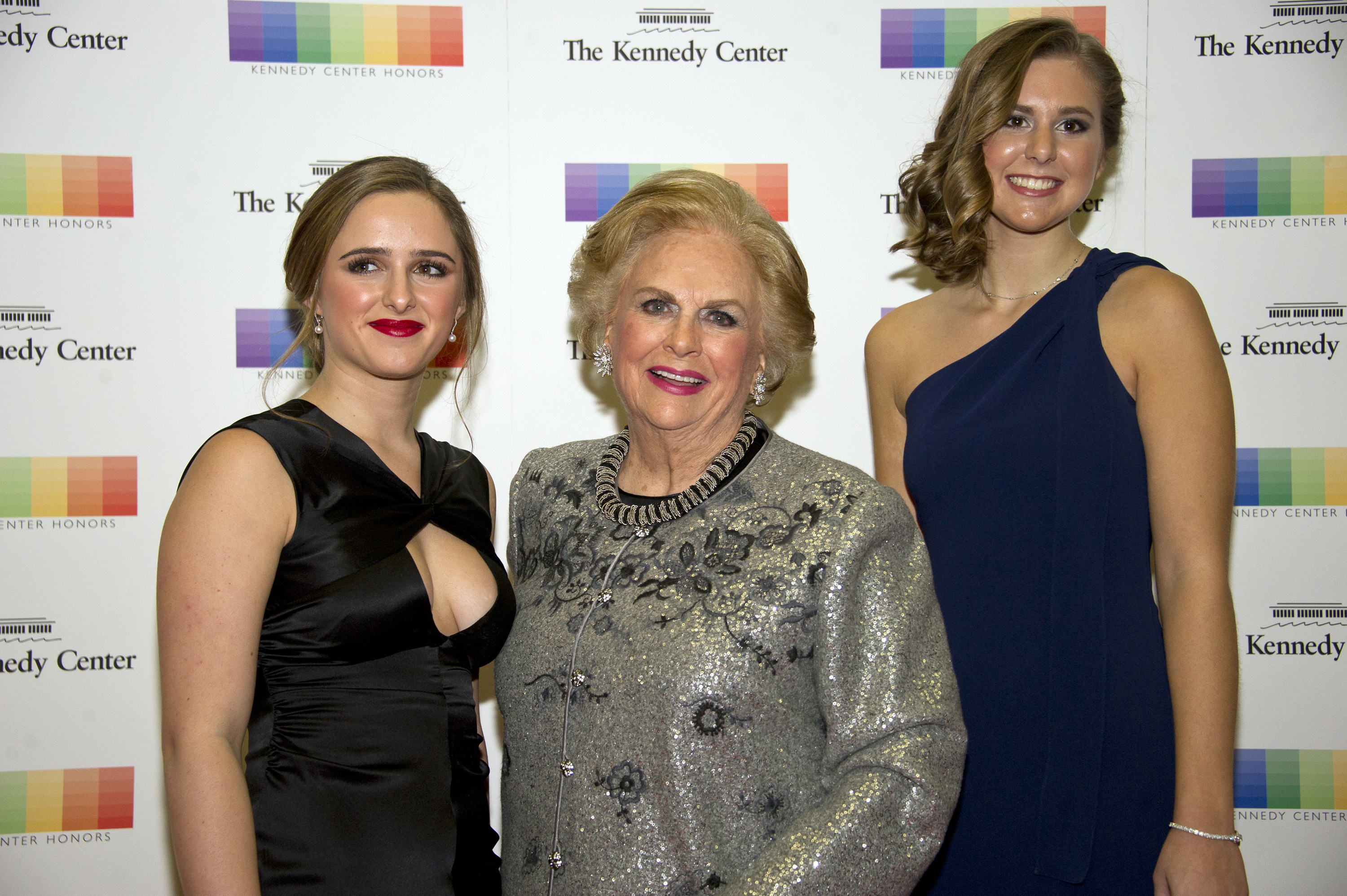 2017 Kennedy Center Honors Formal Artist's Dinner Arrivals