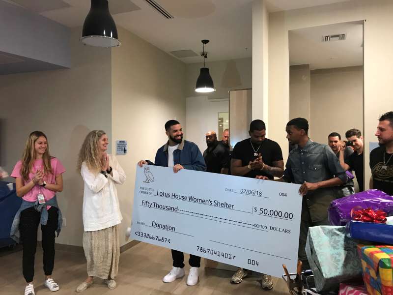 Drake donates $50,000 to a women's shelter in Miami.
