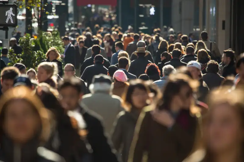 crowd of commuters