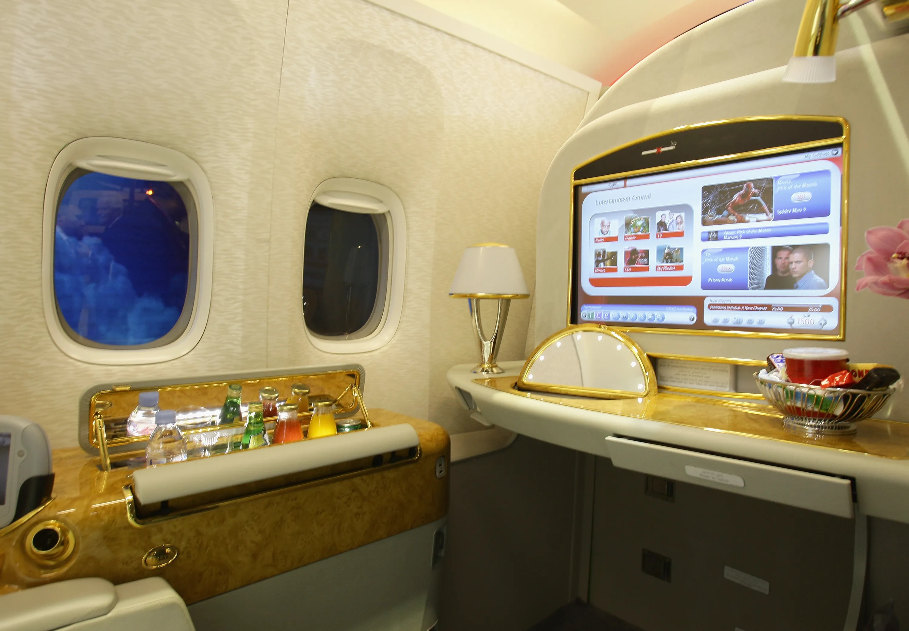 how-to-get-first-class-seats-for-cheaper-than-economy-money