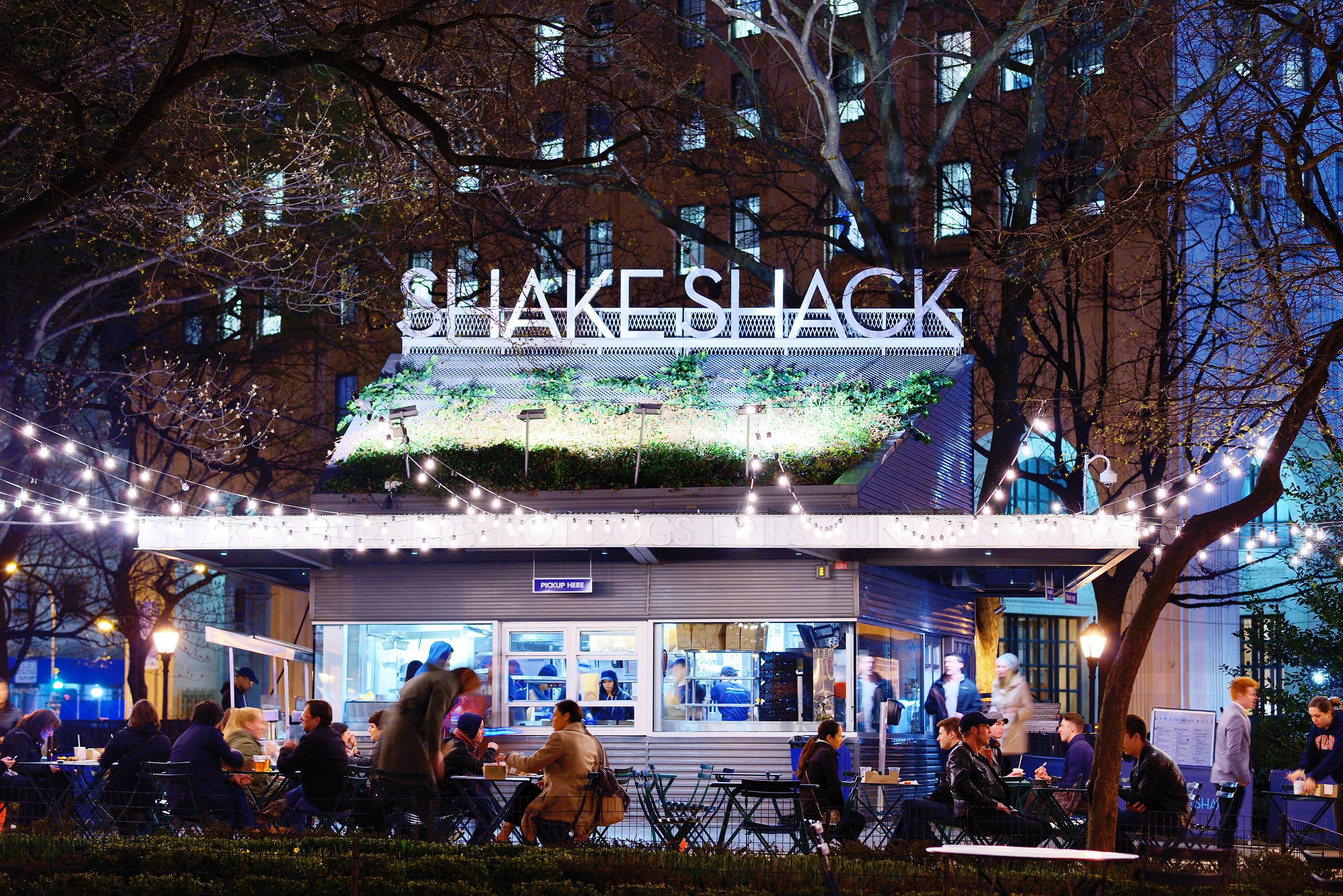 180430-fast-casual-restaurants-shake-shack