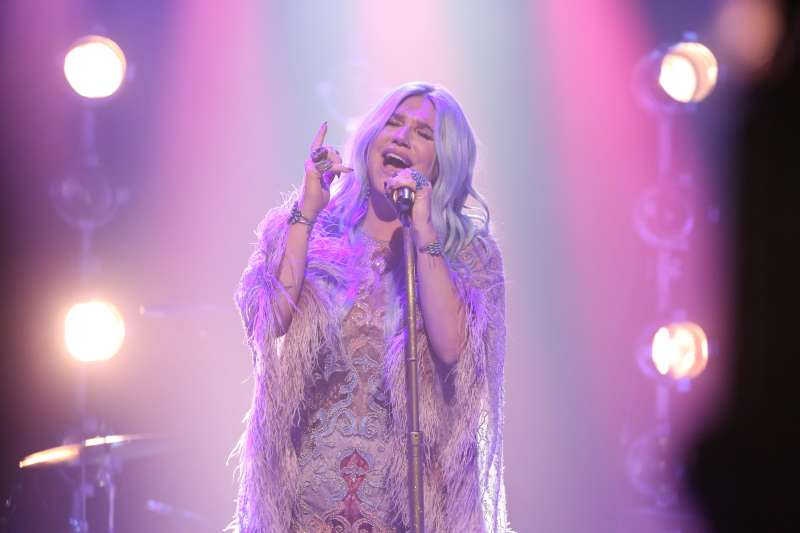 Musical Guest Kesha performs  Praying  on August 10, 2017
