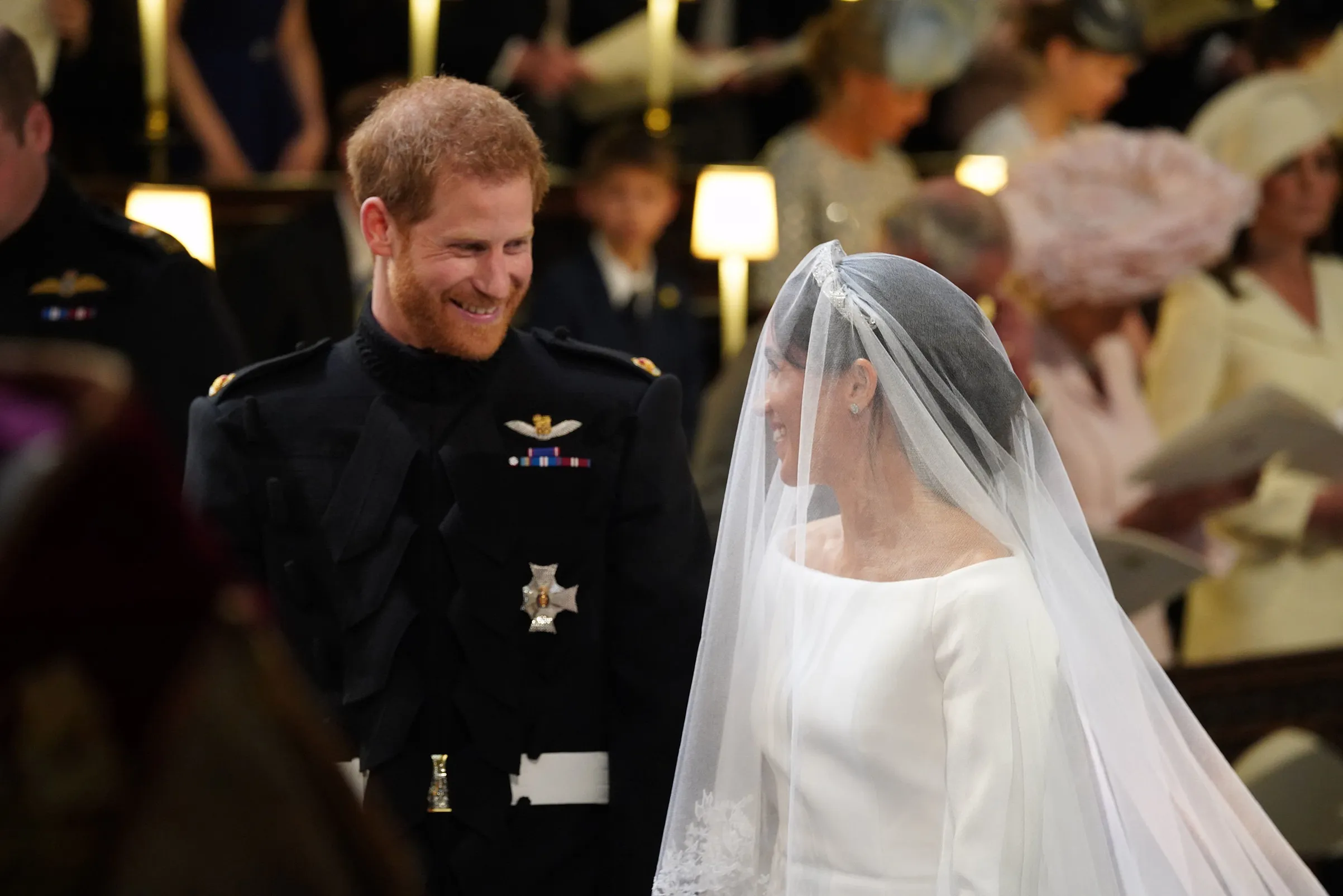 Here S How Much Meghan Markle S Givenchy Wedding Dress Cost Money