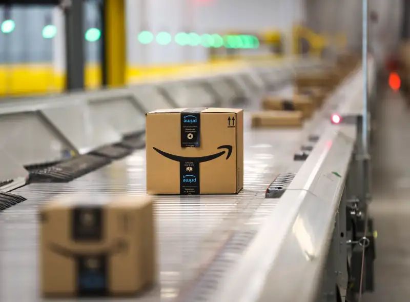 Amazon Canada fulfillment centre