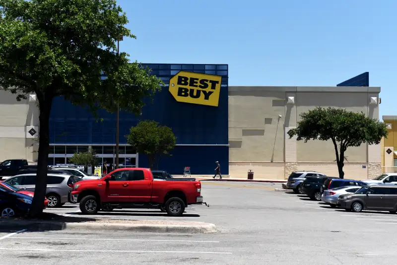 Inside A Best Buy Co. Store Ahead Of Earnings Figures