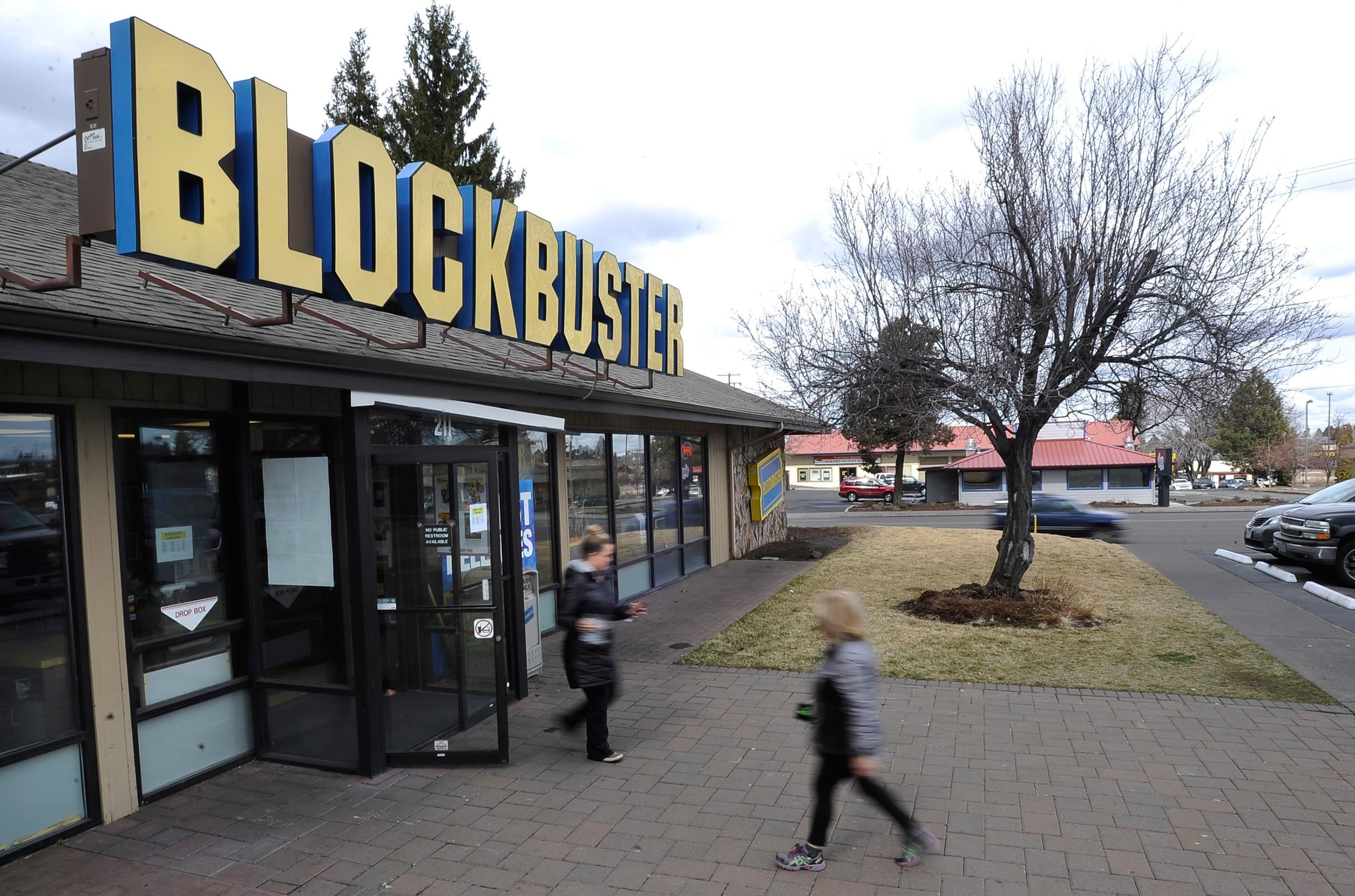 This Is the Last Blockbuster in the U.S. Meet the People Keeping the Rental Store Alive