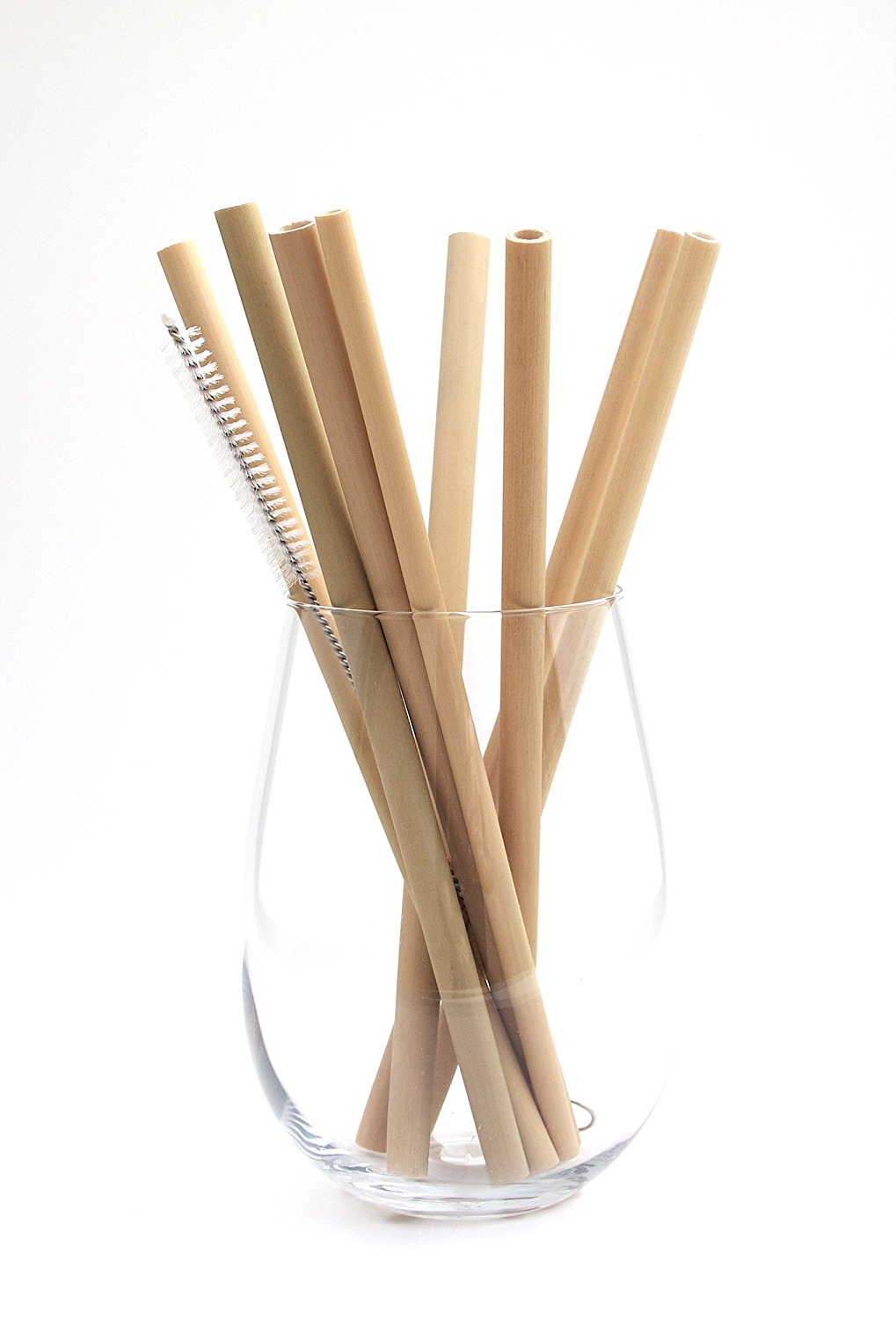 https://img.money.com/2018/08/buluh-bamboo-straws.jpg