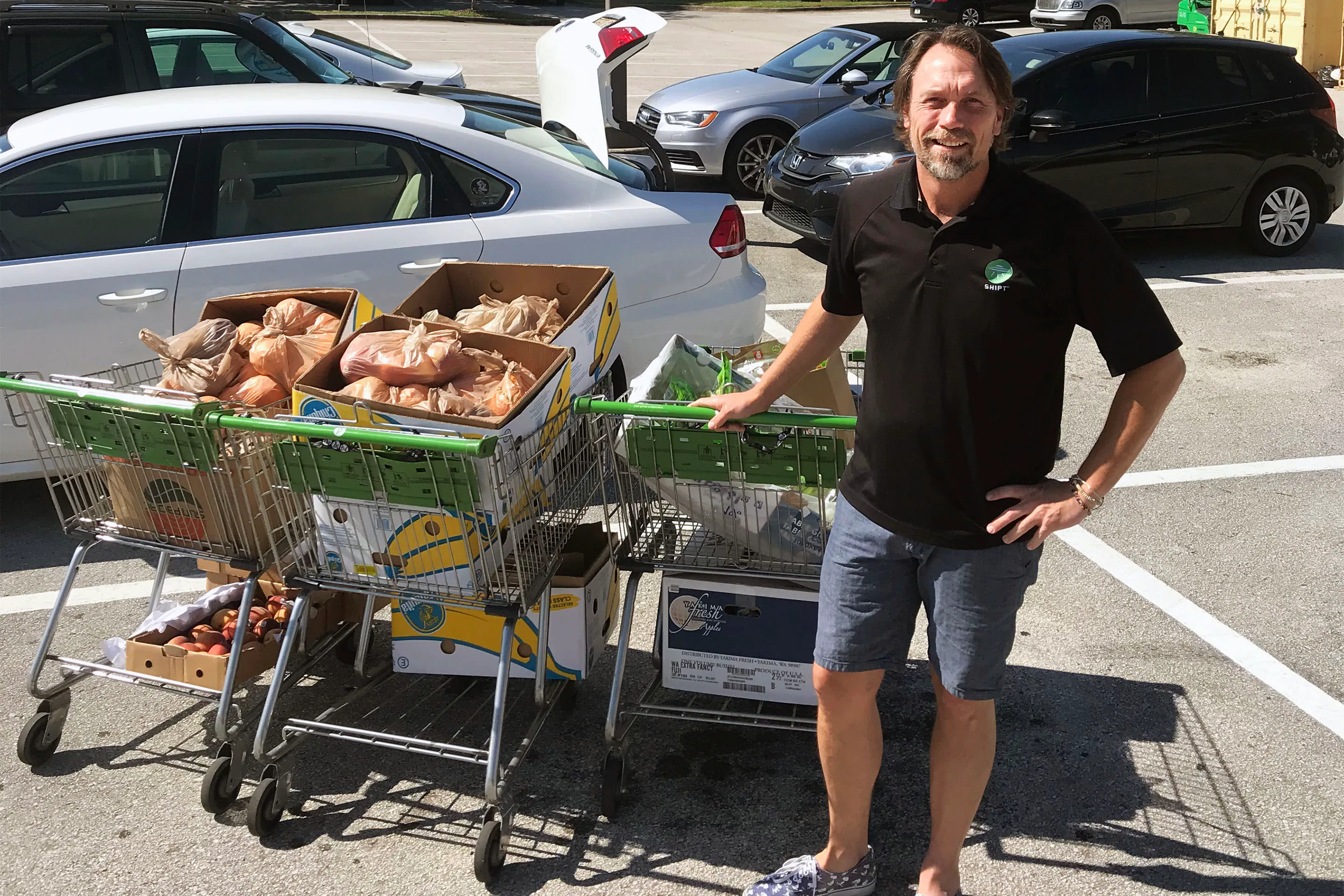 This High School Teacher Quit His Job to Deliver Groceries. Now He's Making $100,000 a Year