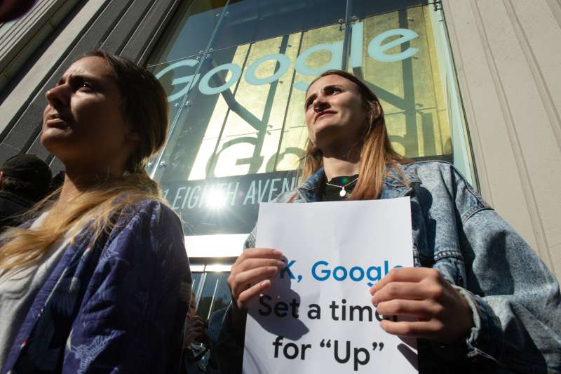 Google employees stage a walkout on November 1, 2018, in New York, over sexual harassment. (Photo by Bryan R. Smith / AFP)