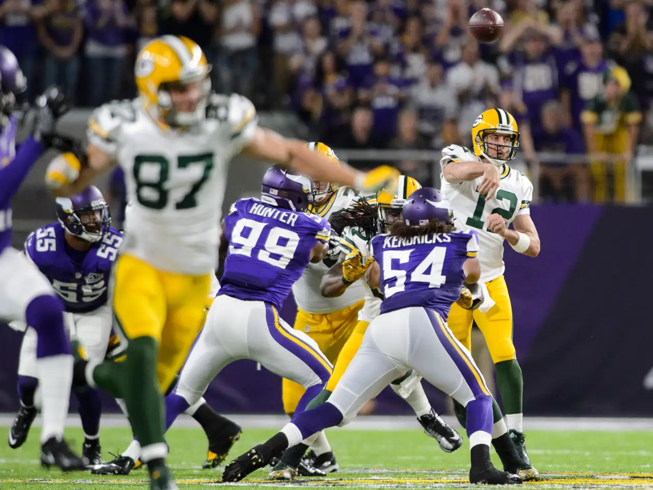 How to Watch the NFL Games Today Online for Free, including Packers vs.  Vikings on Sunday Night Football