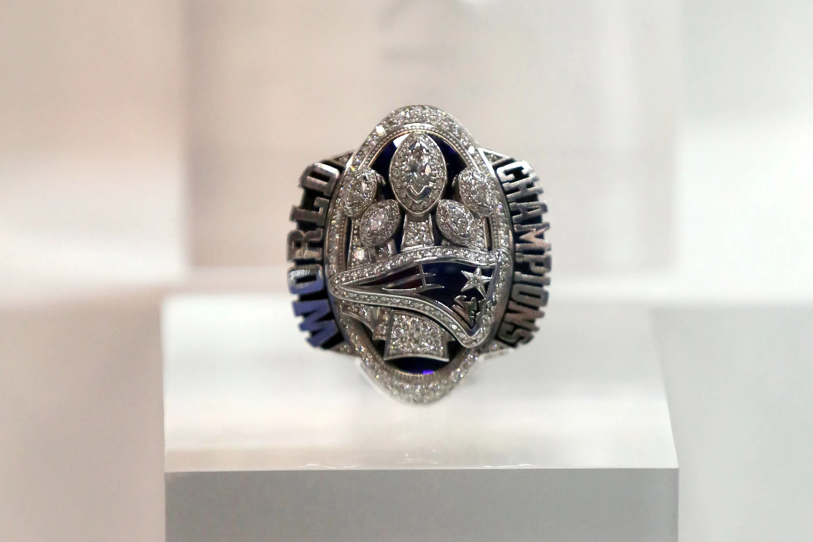 How much is an NFL Super Bowl ring worth?