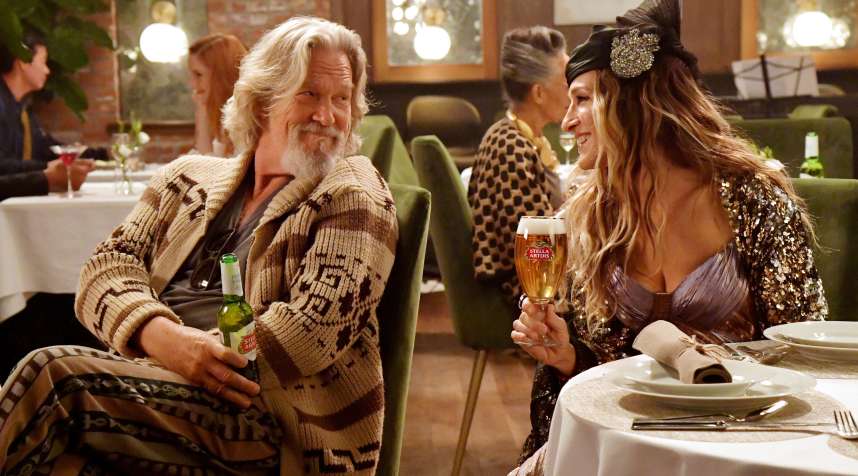 The Dude and Carrie Bradshaw are changing up their usual drinks – a White Russian and Cosmopolitan – to join Stella Artois and Water.org in their new “Pour it Forward®” campaign to help end the global water crisis.