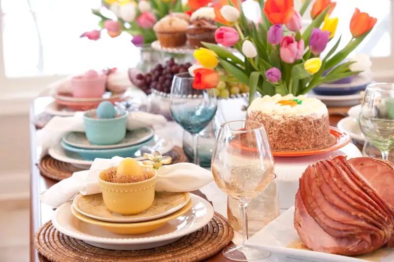 Easter Elegant Place Setting Dining Table with Vase of Tulips