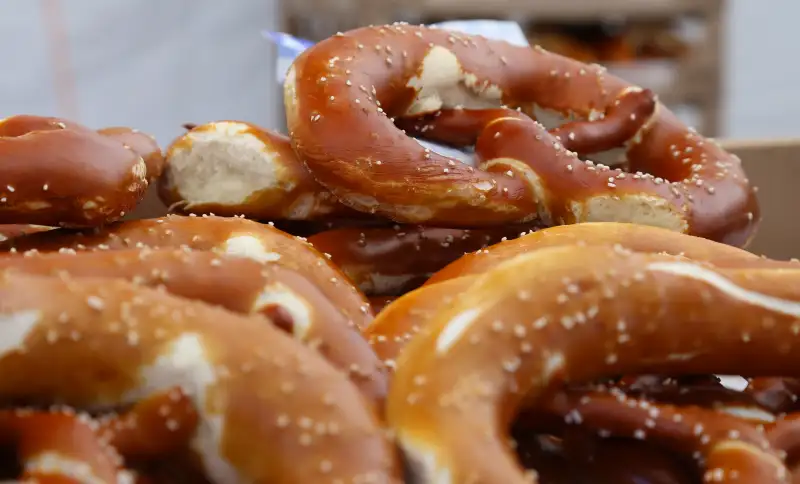 Large Bavarian Pretzels