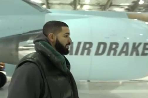 Drake Now Owns a Huge $185 Million Jet That He's Calling 'Air Drake'