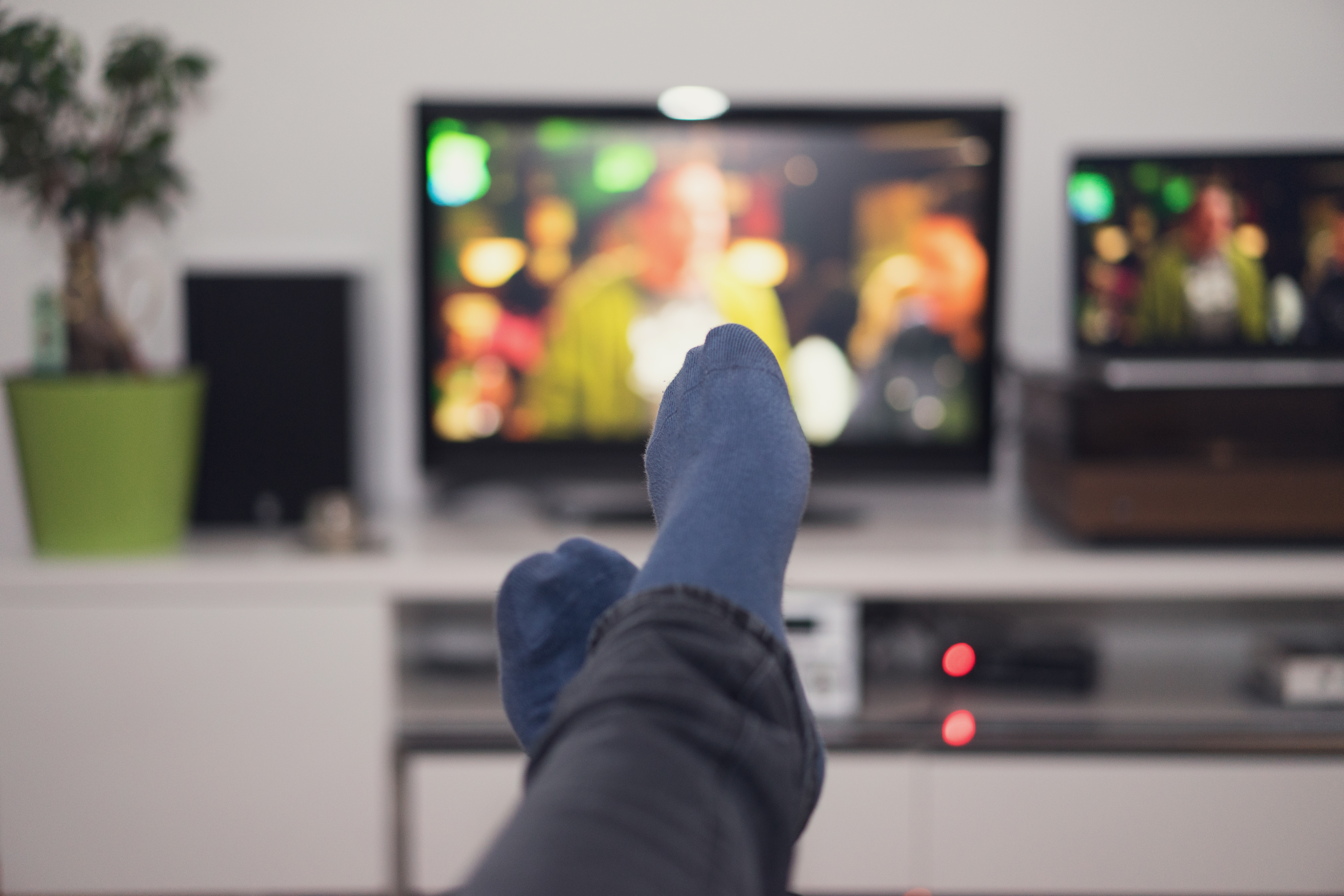 Annoying Surprise Fees Add Nearly $450 to Your Cable Bill Every Year: Study