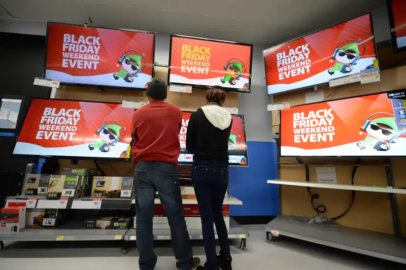 What time does Walmart's Black Friday Deals event start? 