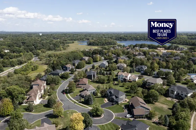 Lake Lucy Ridge neighborhood in Chanhassen, Minnesota