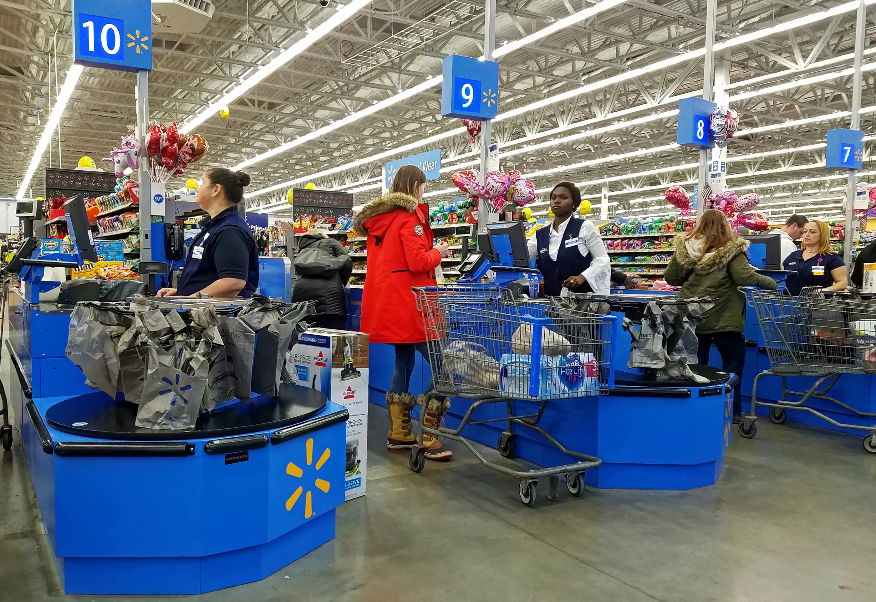 Black Friday 2021: Shop Walmart deals on Shark and Samsung