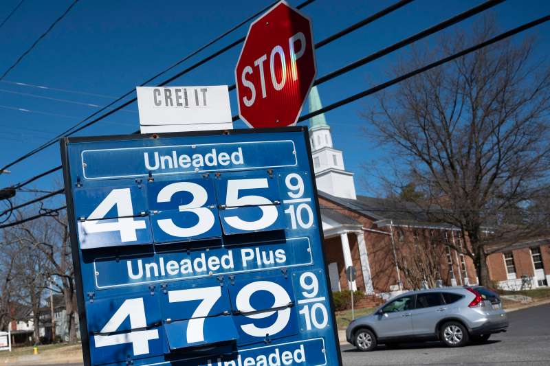 Gas prices rise to $4.35 a gallon in a town in USA