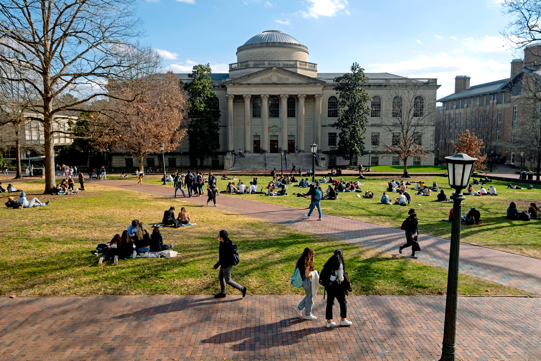 View of a crowded lawn at The University of North Carolina at Chapel Hill campus