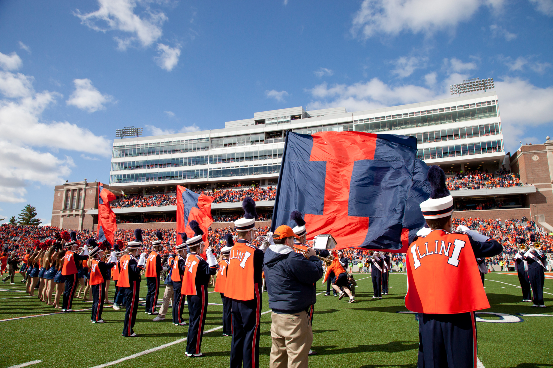 Students cheer at sporting event at The University of Illinois Urbana-Champaign