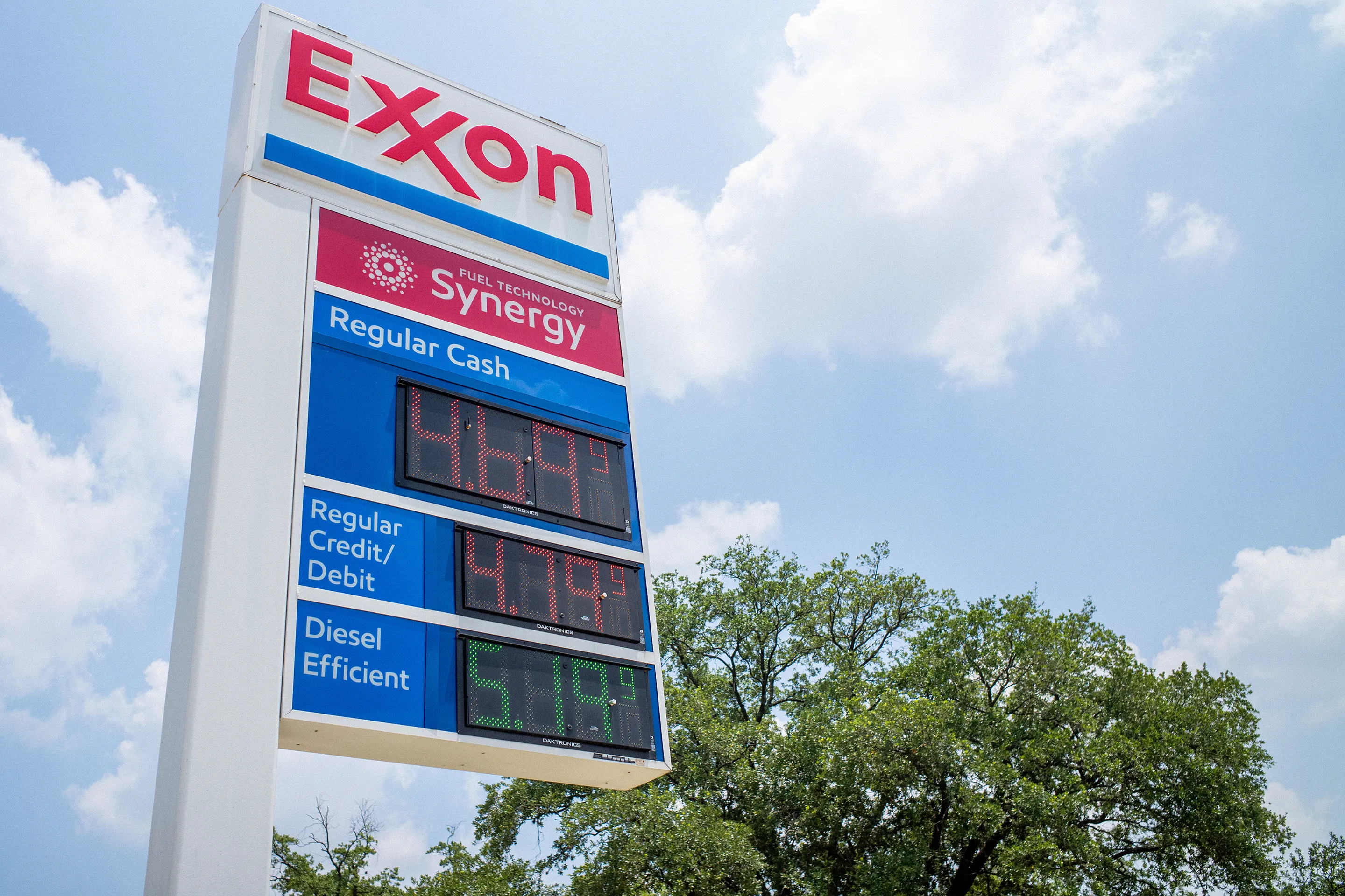 Gas Prices Have Now Officially Fallen for 30 Days Straight