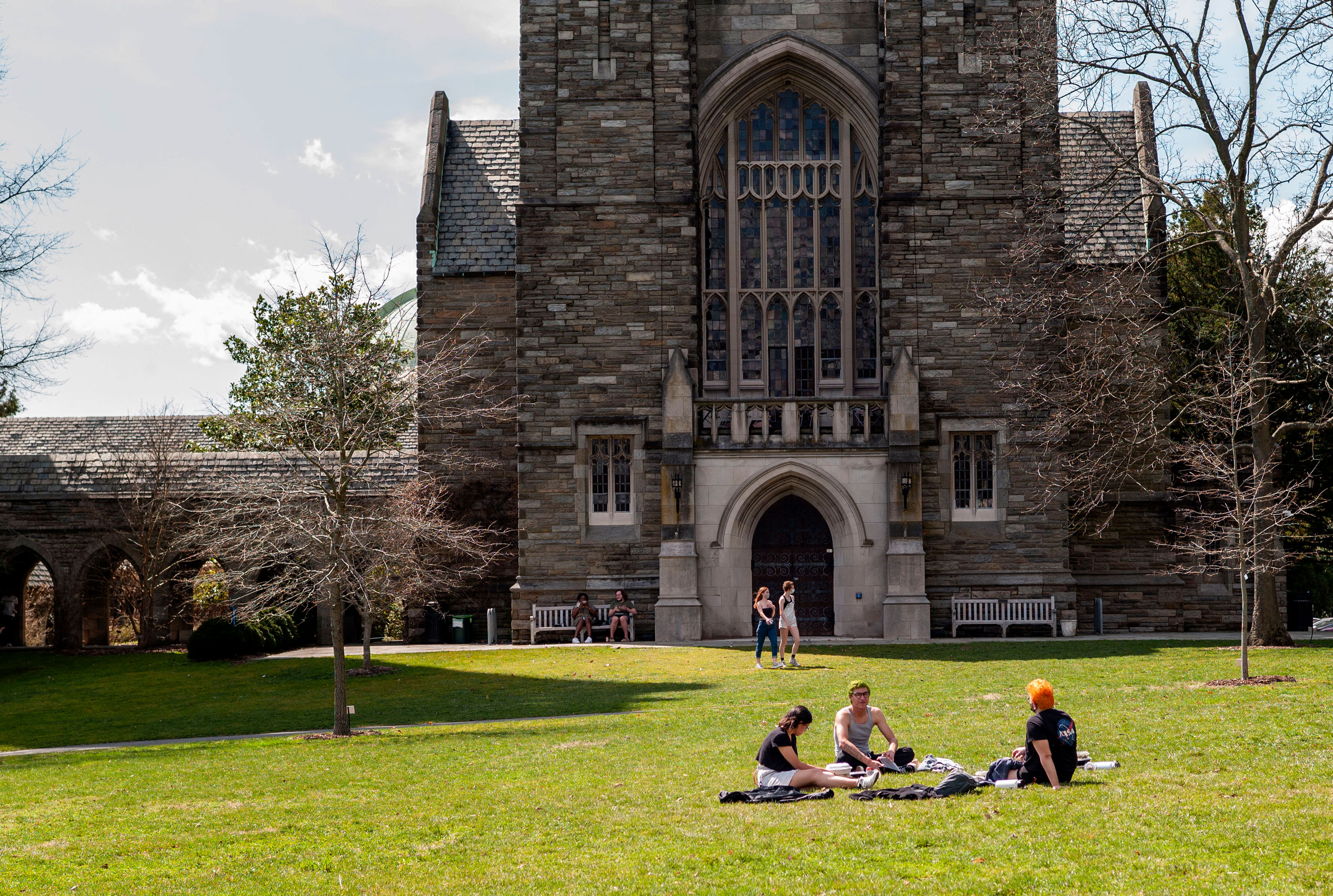 Students sitting on the lawn at Swarthmore College