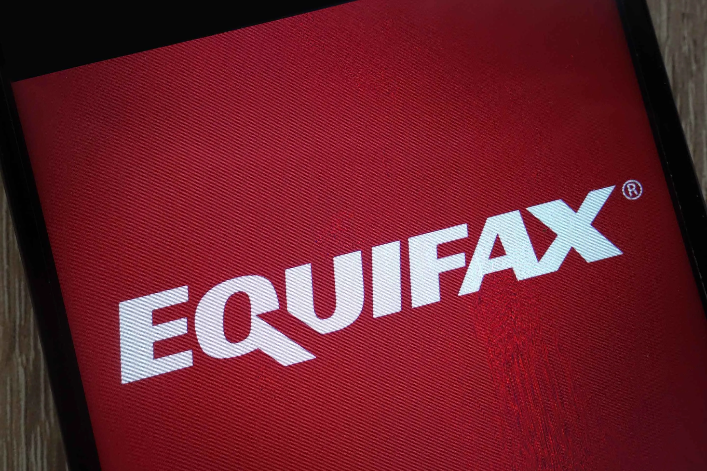 Equifax Glitch Sent Incorrect Credit Scores to Lenders Money