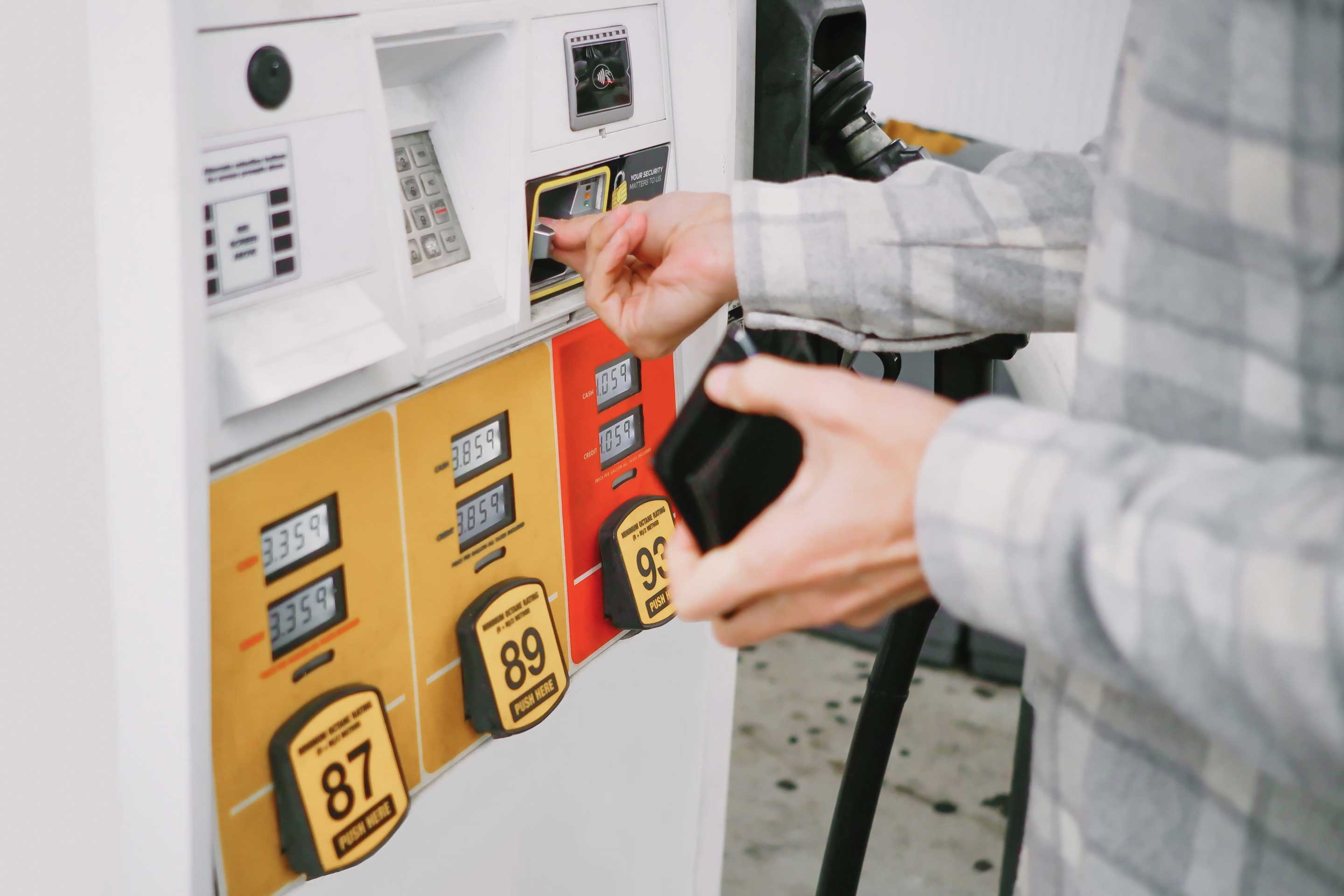 Gas Prices Could Fall Back Below $3 by Late October