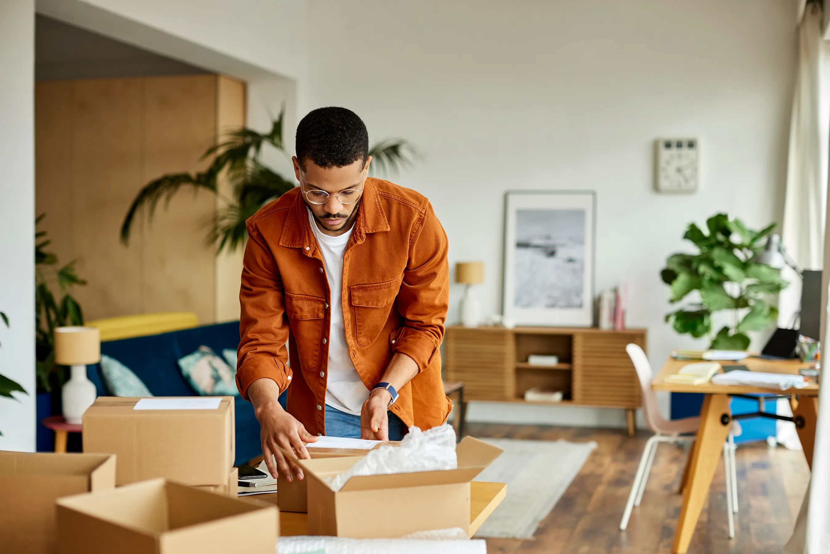 10 Easy Places You Can Get (Free!) Cardboard Boxes for Moving