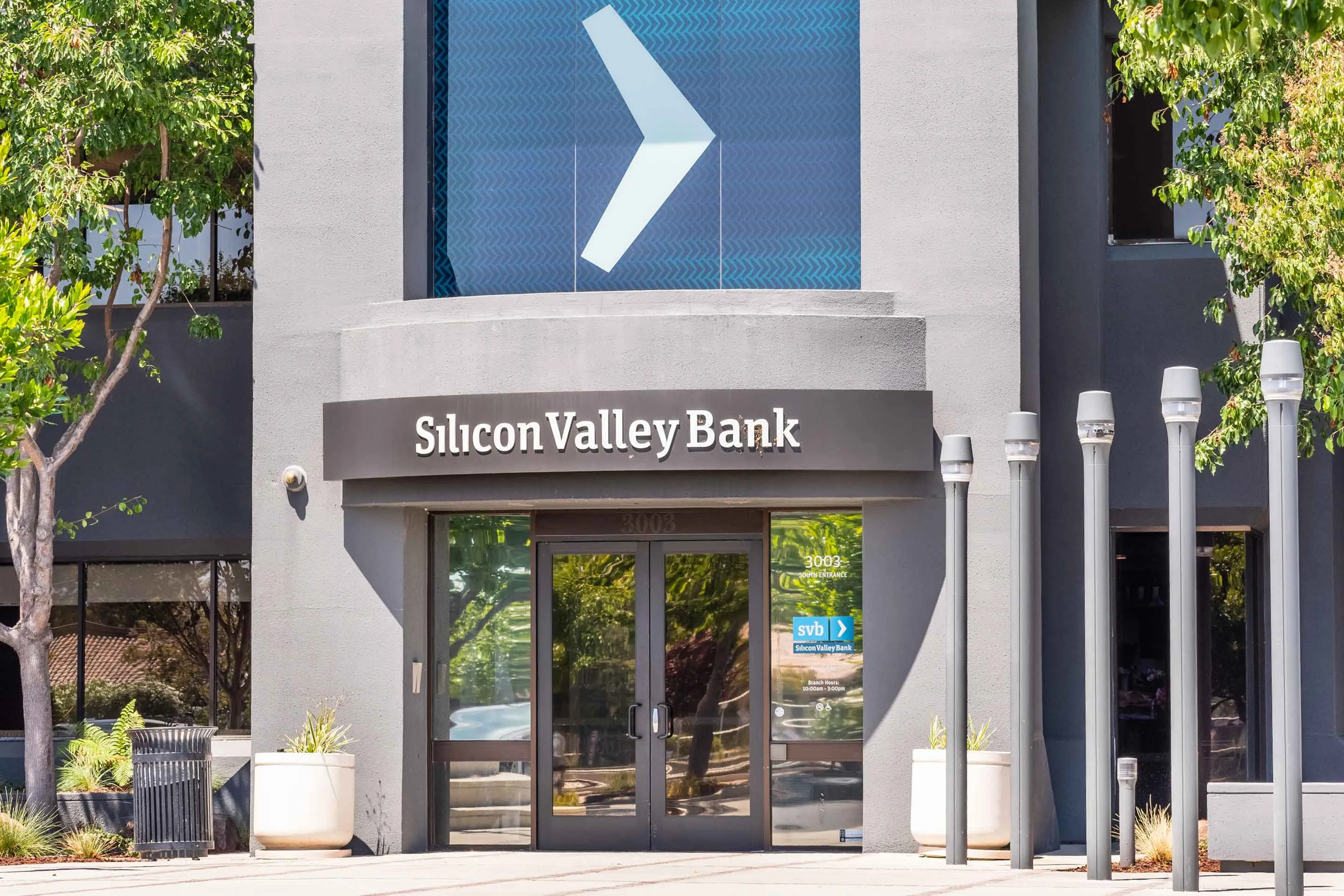 What the Silicon Valley Bank Collapse Means for You (Even if You Don't Have Money There)