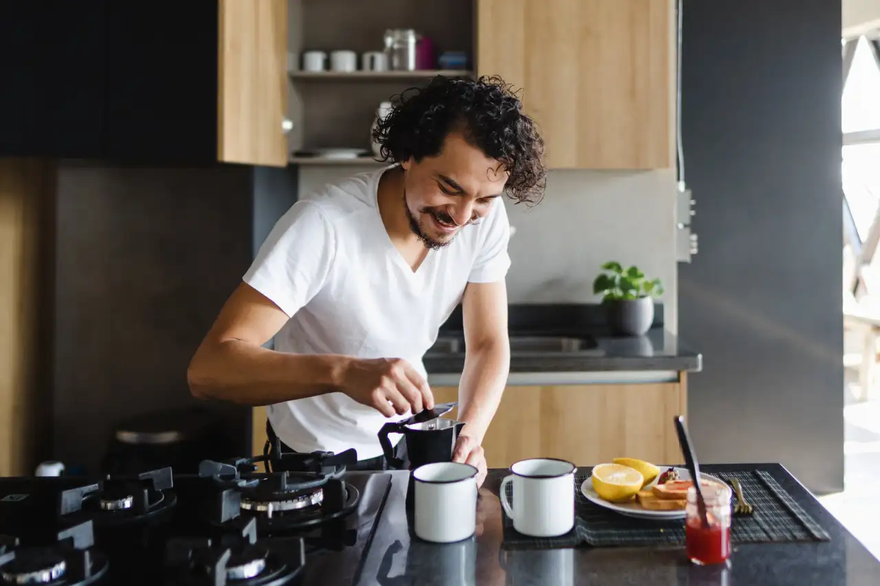 https://img.money.com/2023/03/shopping-a-simple-hack-to-make-good-coffee-at-home-with-a-drip-coffee-maker.jpg?quality=60&w=1280