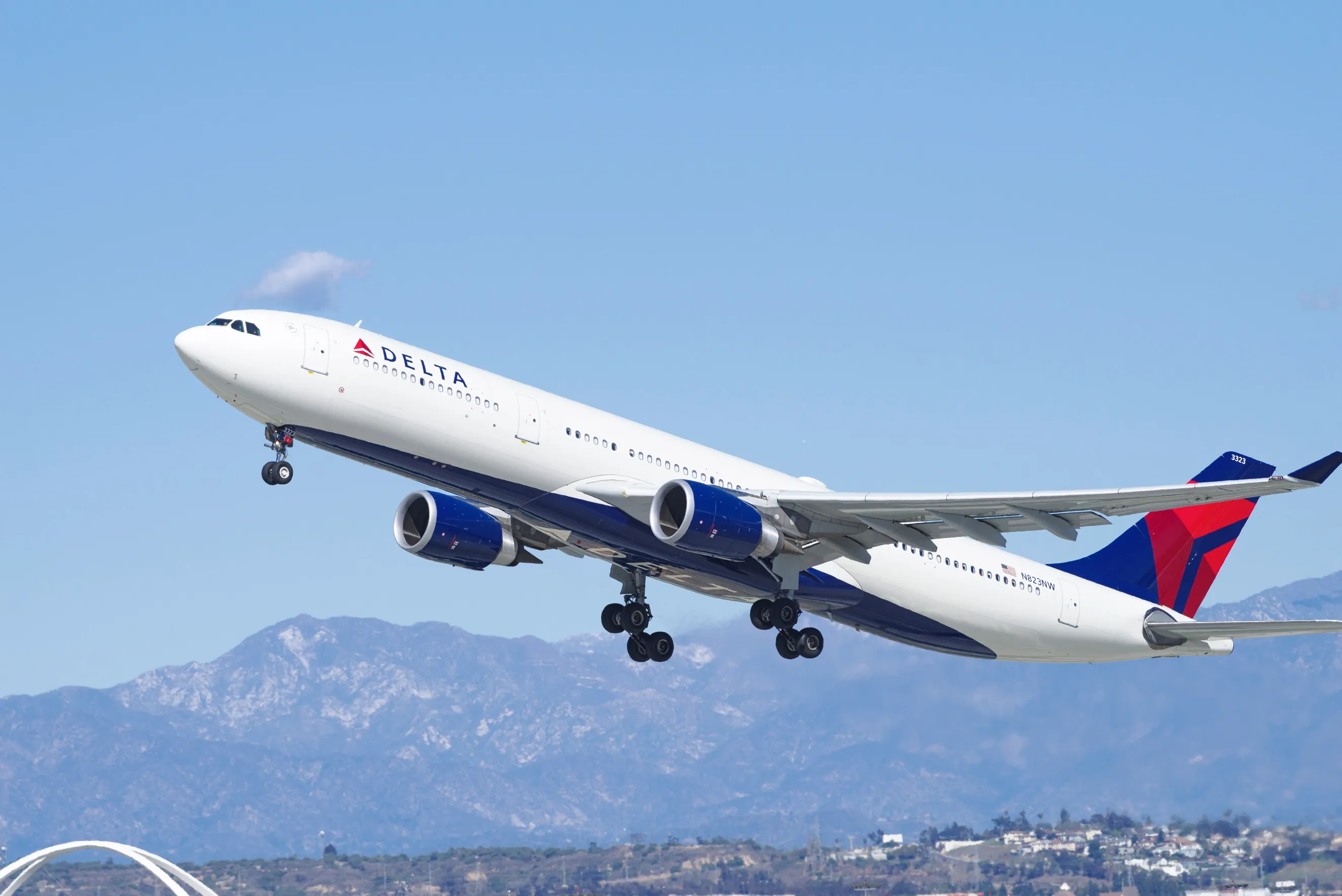 Flight Review: Delta Comfort Plus Seat New York (JFK) to Los