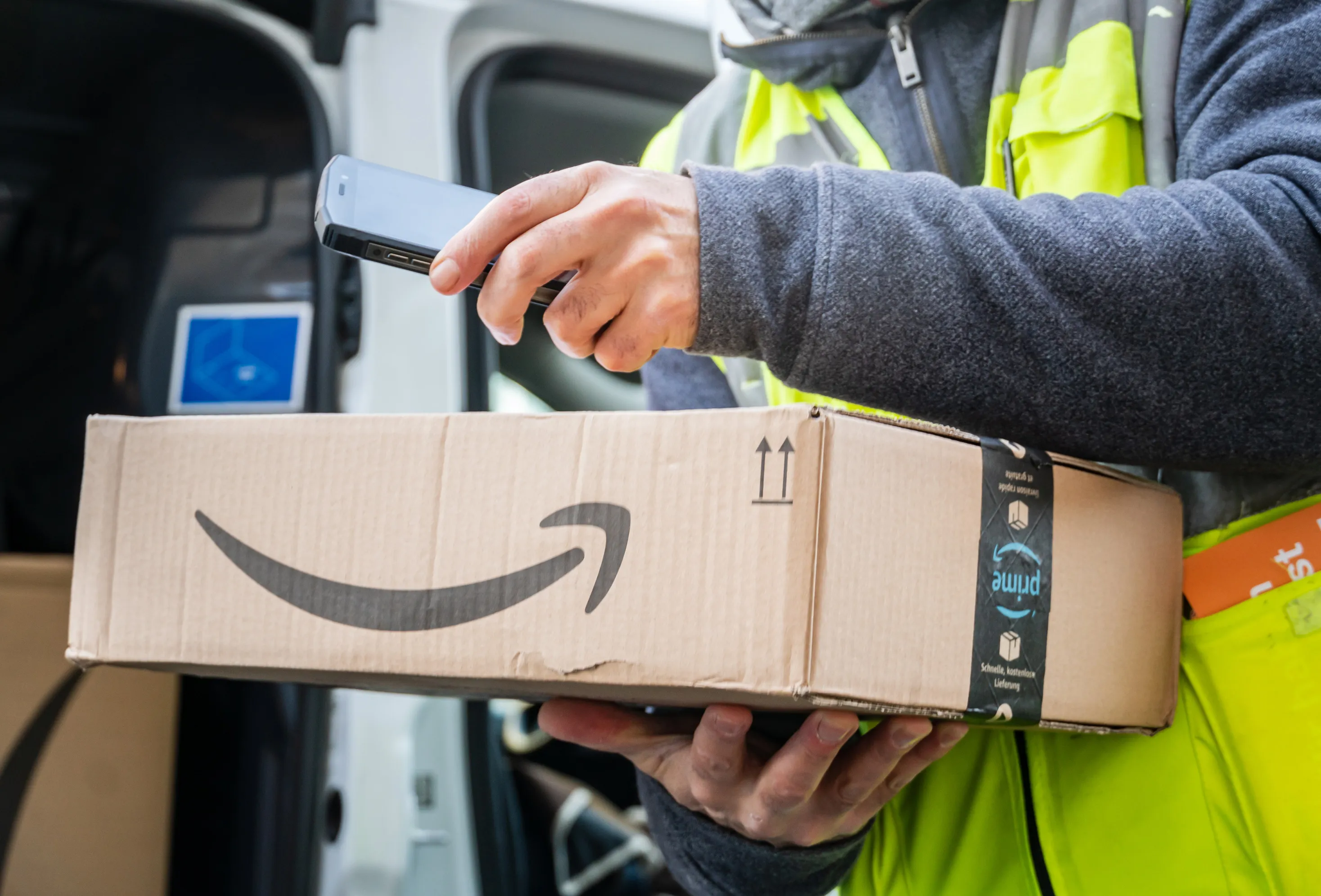 Here's What  Charges for Delivery for Prime and Non-Prime Members