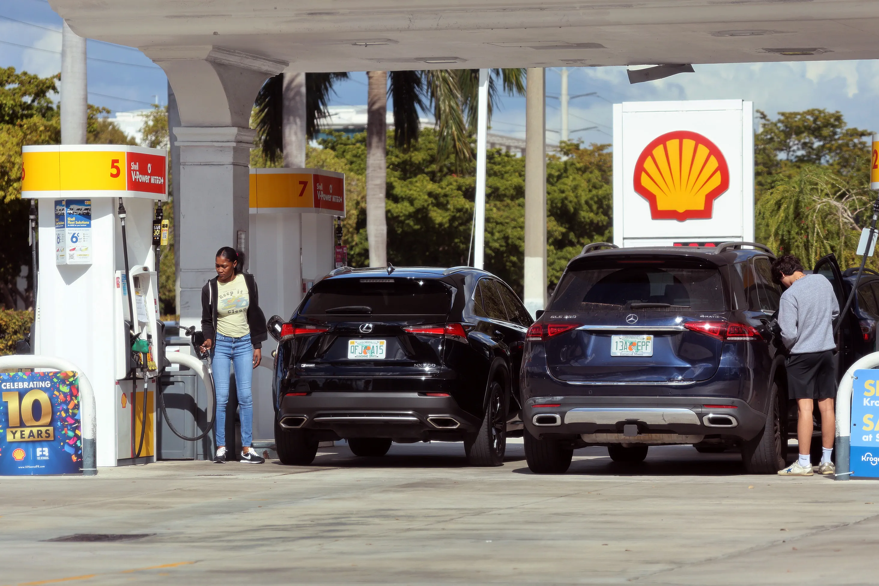 Here's How Much Gas Prices Could Rise After OPEC's Supply Cuts