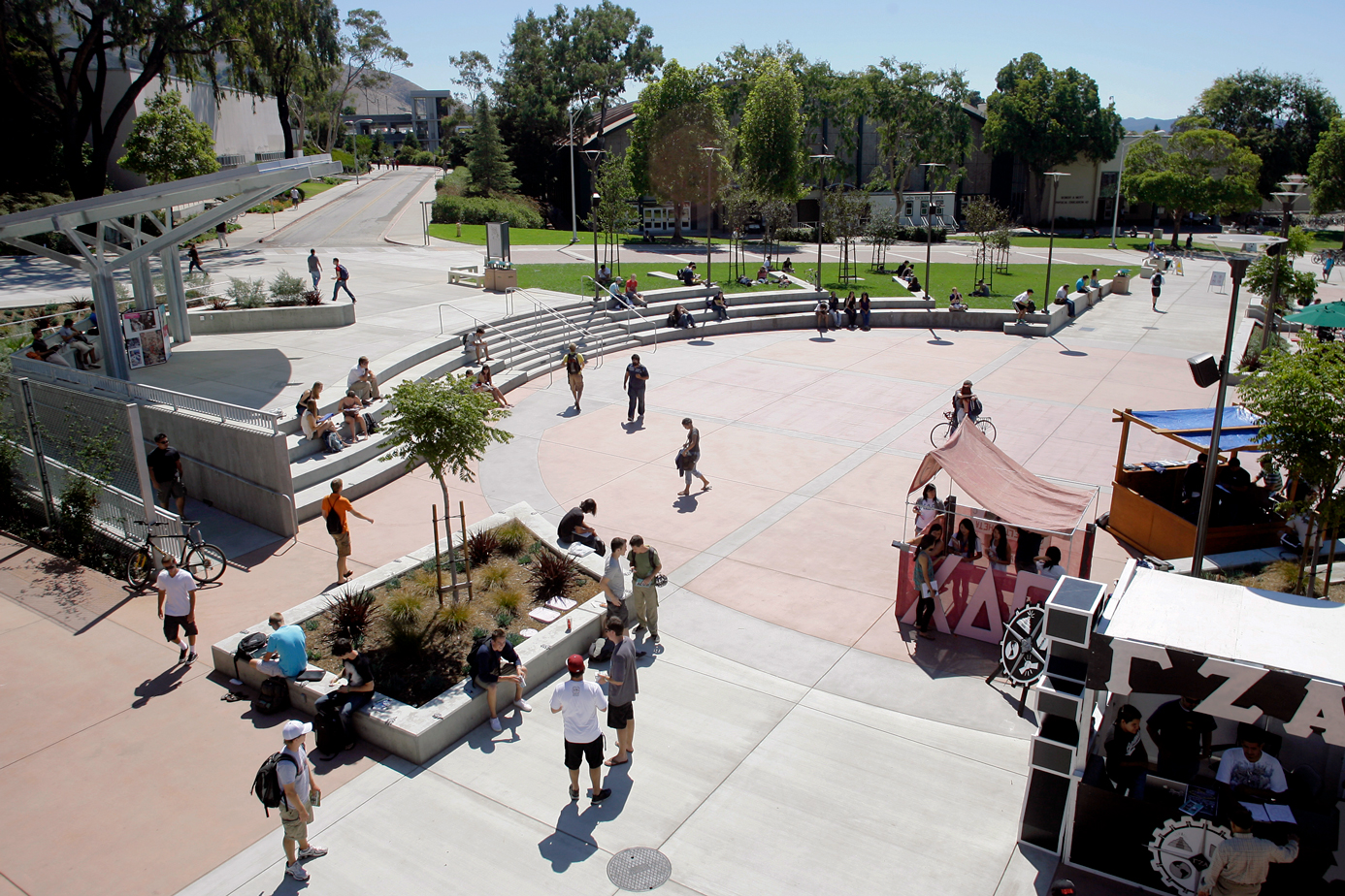 Aerial view of students at the California Polytechnic State University, San Luis Obispo campus