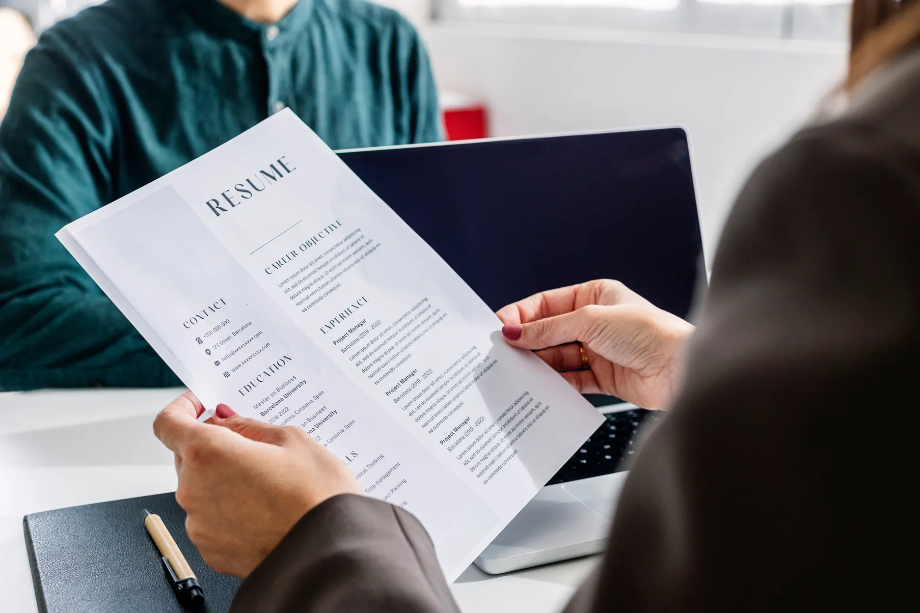 Resume Length: How Long Should a Resume Be in 2023