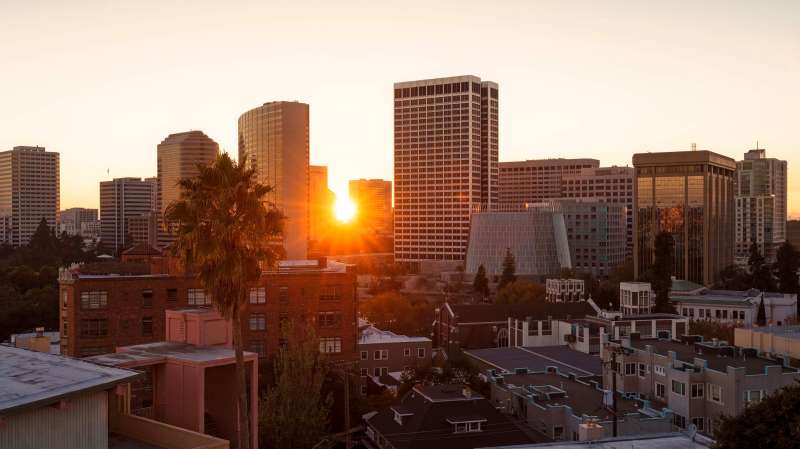 photo of Oakland CA skyline