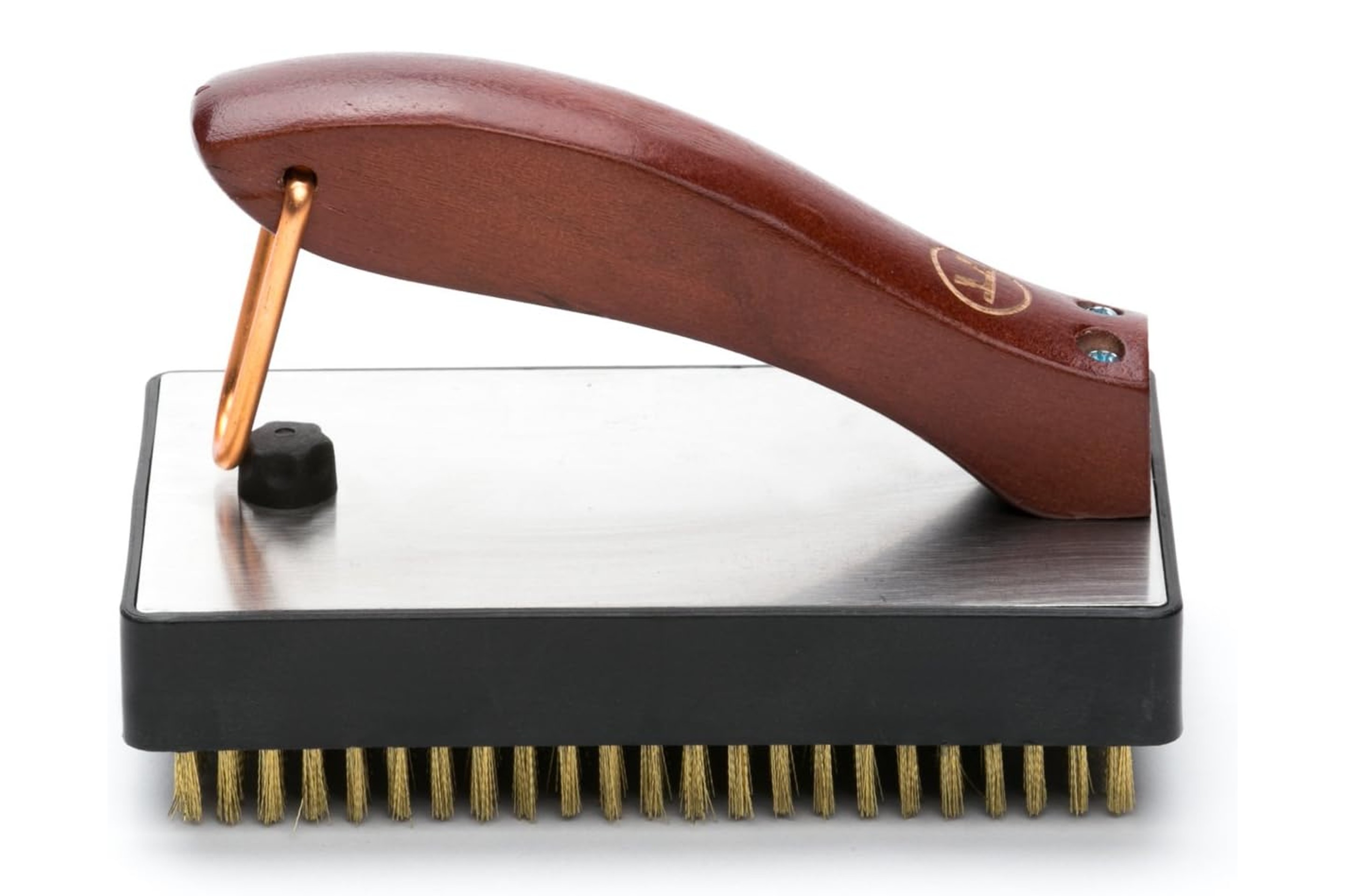 https://img.money.com/2023/06/shopping-outset-qb47-rosewood-collection-oversized-grill-brush.jpg