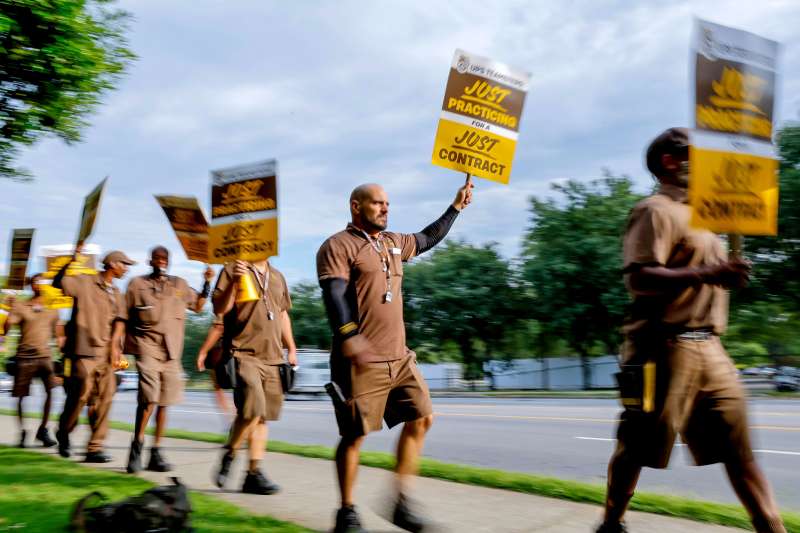 Teamsters union members conduct a 'practice picket' outside a UPS facility, Doraville, USA 07 Jul 2023
