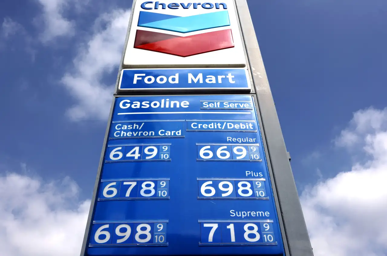 Big drop in gas prices continues in New Jersey, but for how long?