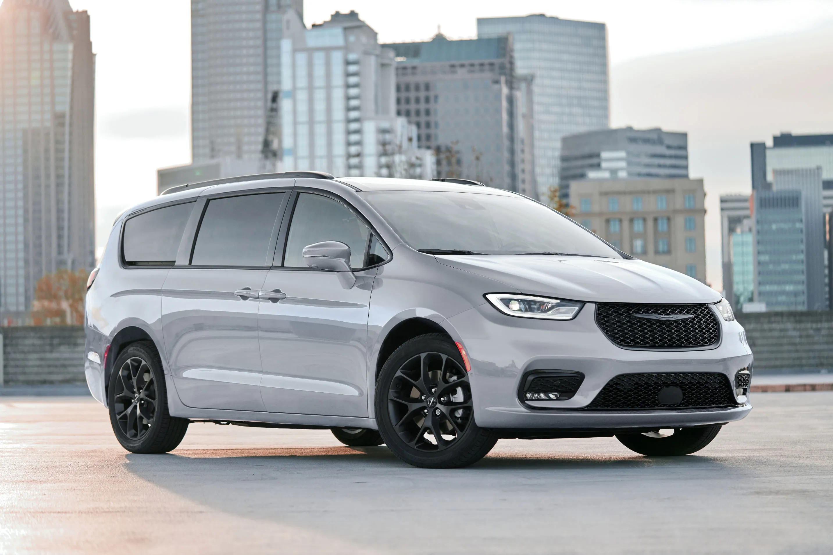 The Best Minivans of 2024