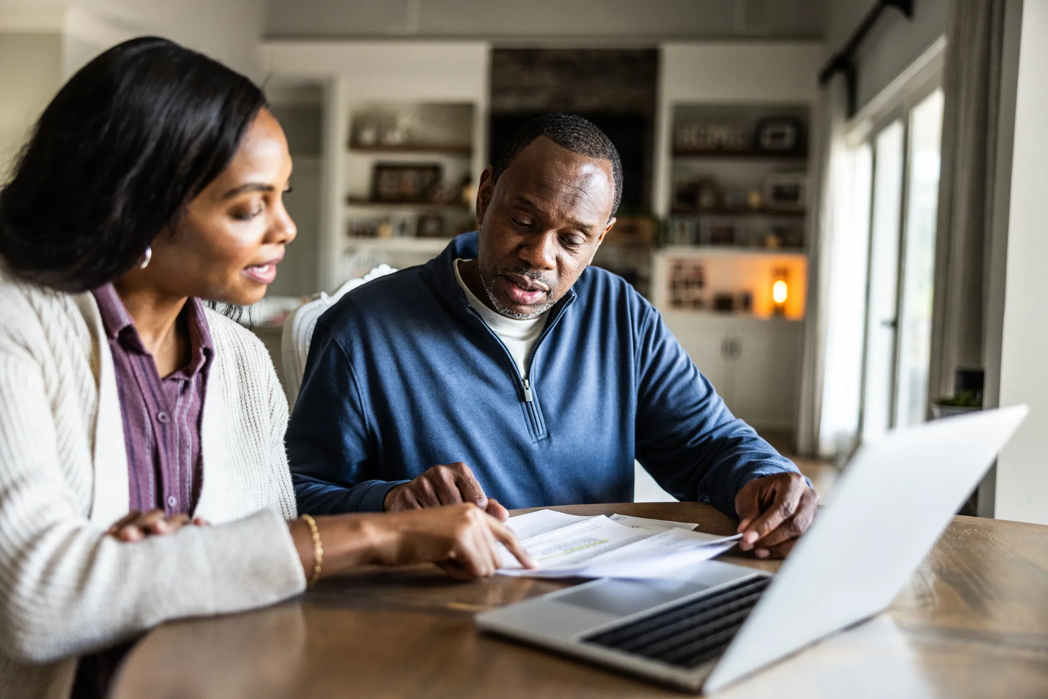 The Difference Between a High-Yield Savings Account and a CD — and Which One Wins Right Now
