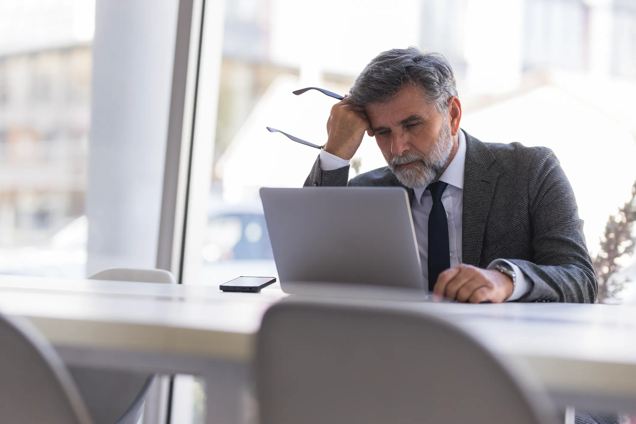 The Bucket Strategy Mistake That Makes Retirees Sell at the Worst Time