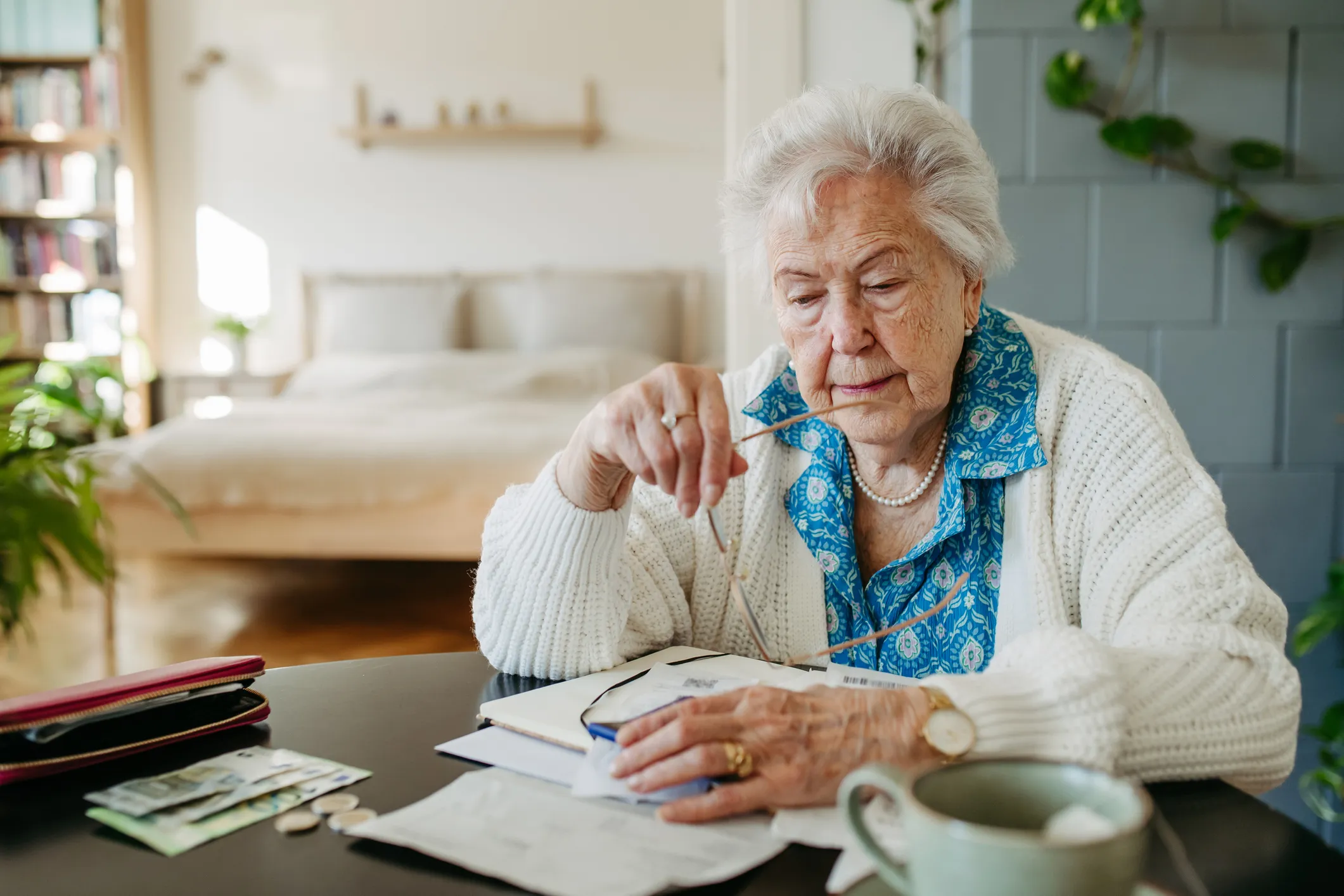 MoneyWireDaily — Social Security Survivor Benefits 101: 5 Mistakes Widows and Widowers May Make After a Spouse Dies