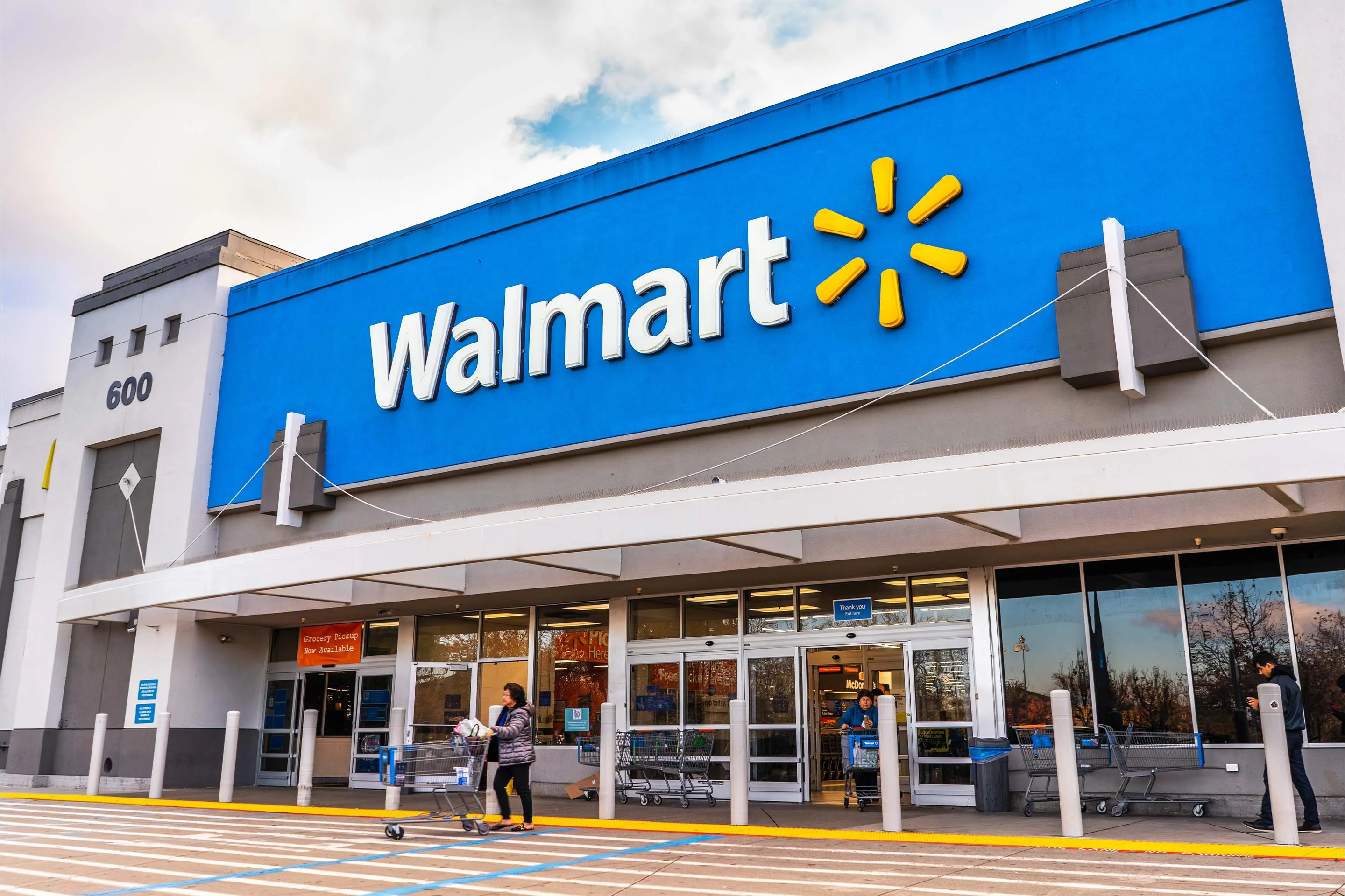 MoneyWireDaily — It’s 2026. Why Can’t You Tap to Pay at Walmart?