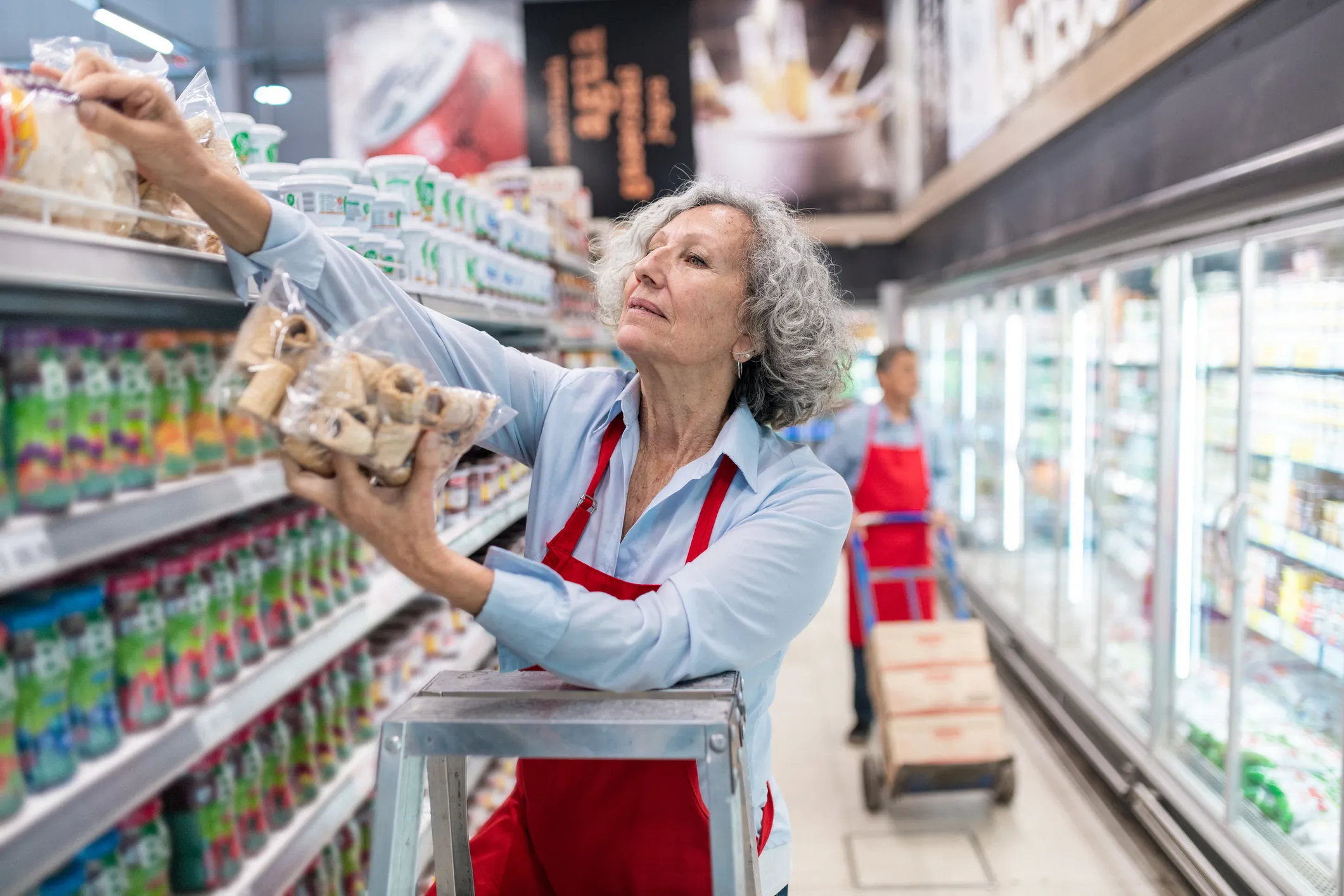 MoneyWireDaily — If You’re Still Working at 65, Your Social Security Plan Needs a Second Look