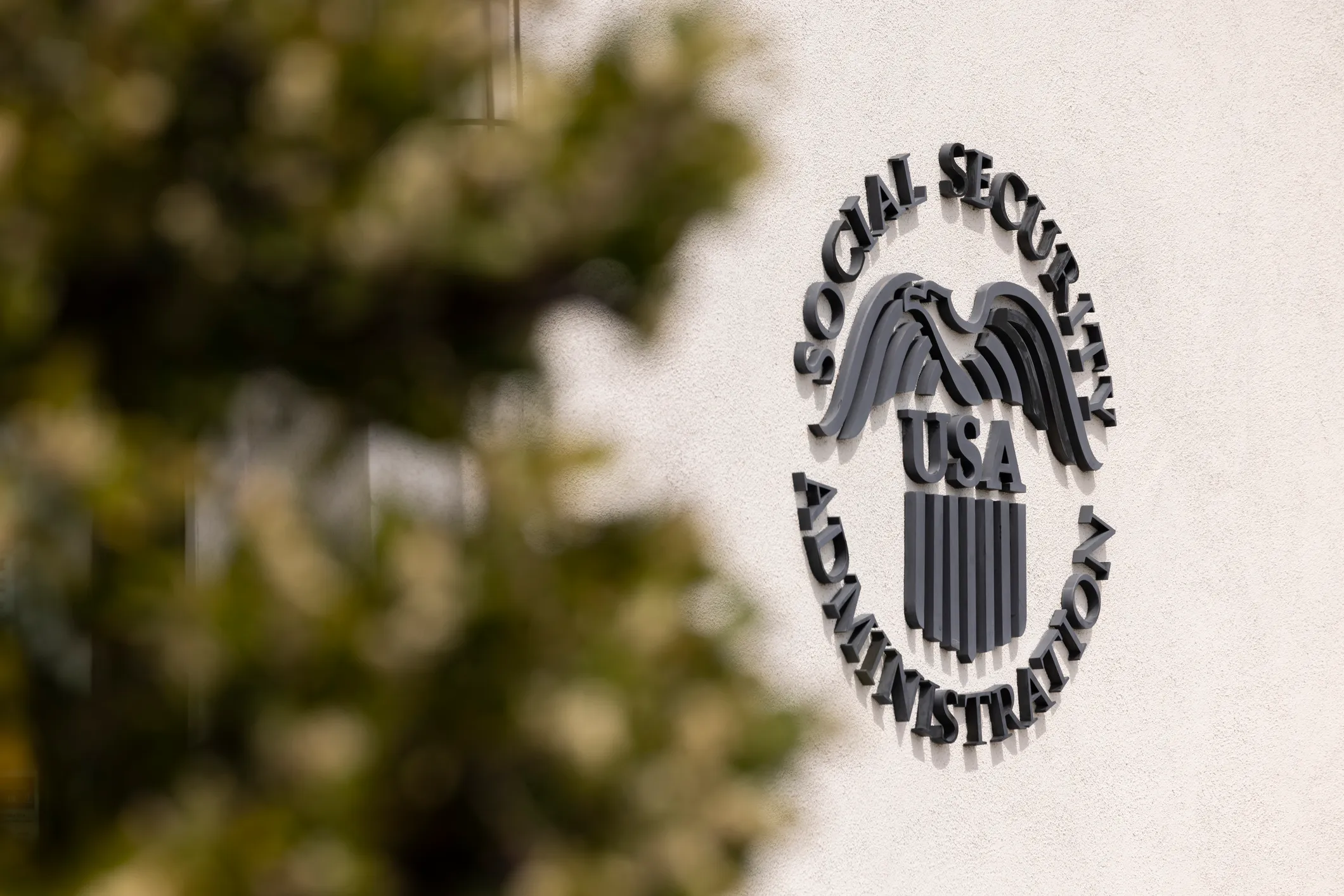 MoneyWireDaily — A Social Security Office Appointment Is Not the Only Way to Handle Some Card and Benefit Tasks